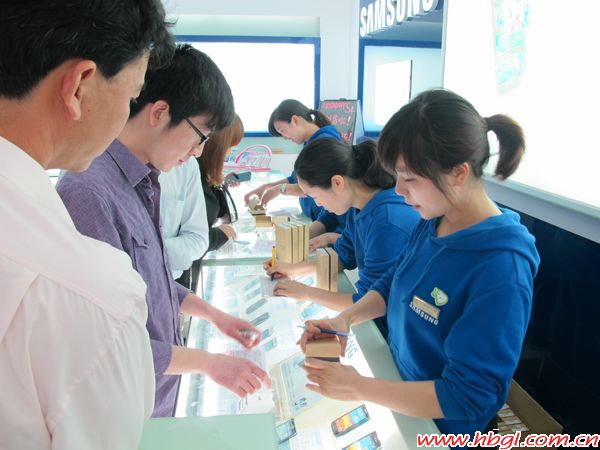 三星GALAXY S4廣聯(lián)首發(fā)現(xiàn)場