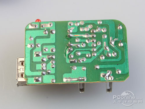 手機(jī)充電器真的那么危險?