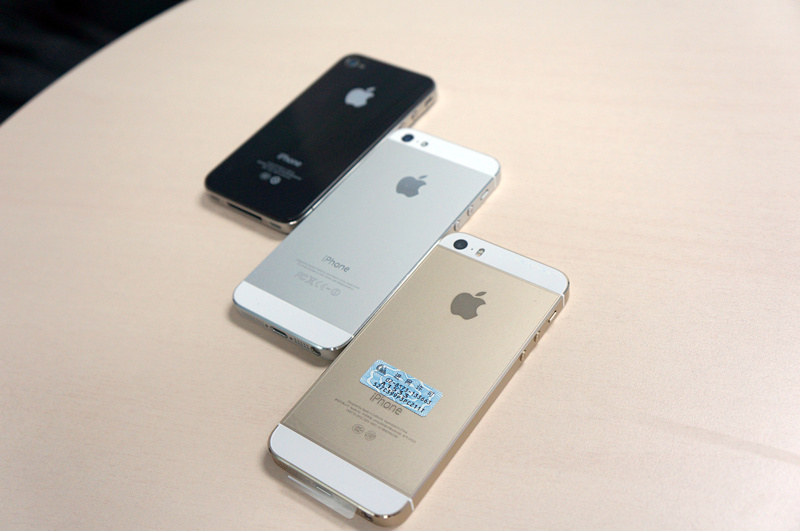 看完對(duì)比就知iPhone是不是翻新機(jī)啦