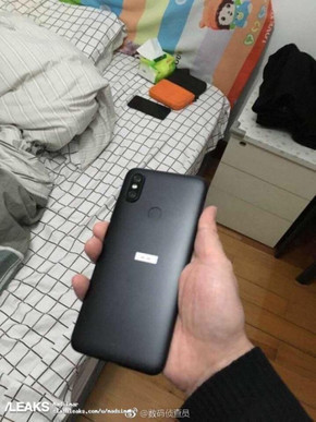 小米6X高清渲染圖：iPhone X“甘拜下風(fēng)”