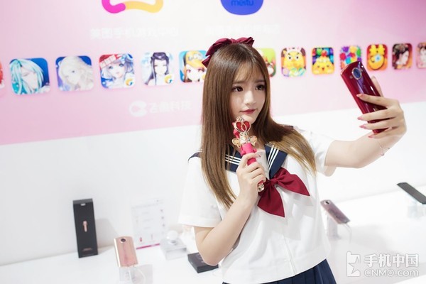 中二魂燃起!美圖T9與beautymore亮相CJ